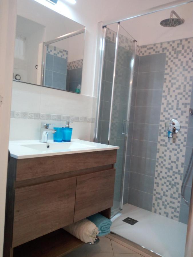 Il Blu Villa กาปรี ภายนอก รูปภาพ